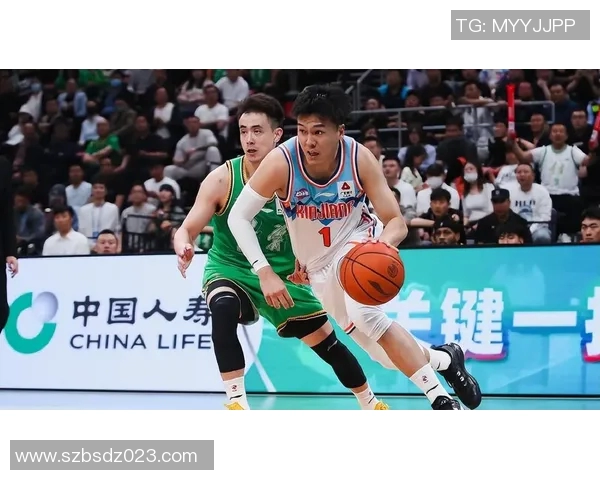 恭喜悍将加盟广东中锋顶薪签约杜锋冲冠前景大增 恭喜悍将加盟广东中锋顶薪签约杜锋冲冠前景大增